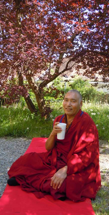 Lama Sangye Monlam, Ma Gyud in Graz 2011, tea break