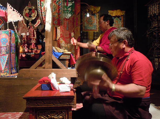 Lama Sherab Tenzin
and Tsewang performing a ritual in Vienna's museum of ethnology, Feb 2013